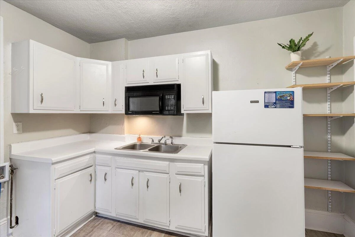 453 Dale AVE - Photo 26