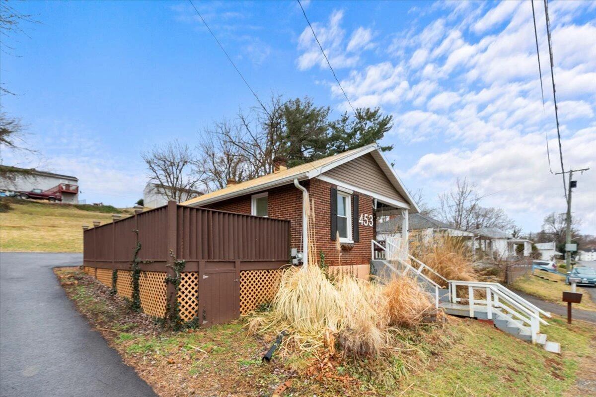453 Dale AVE - Photo 7