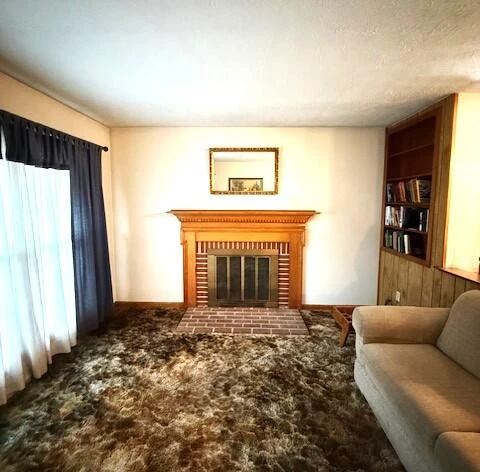 607 Heatherton DR - Photo 2