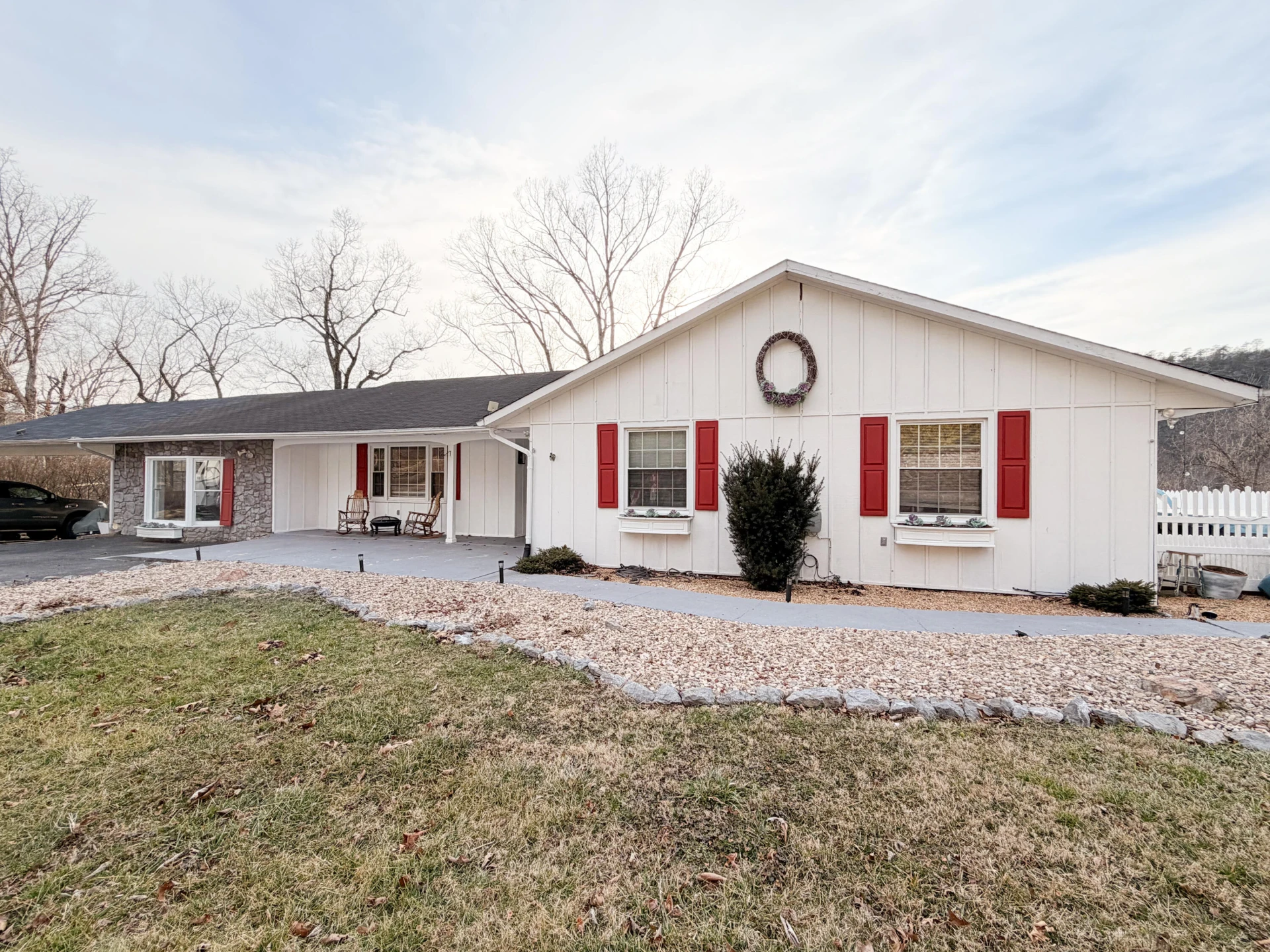 306 Woodbrook DR