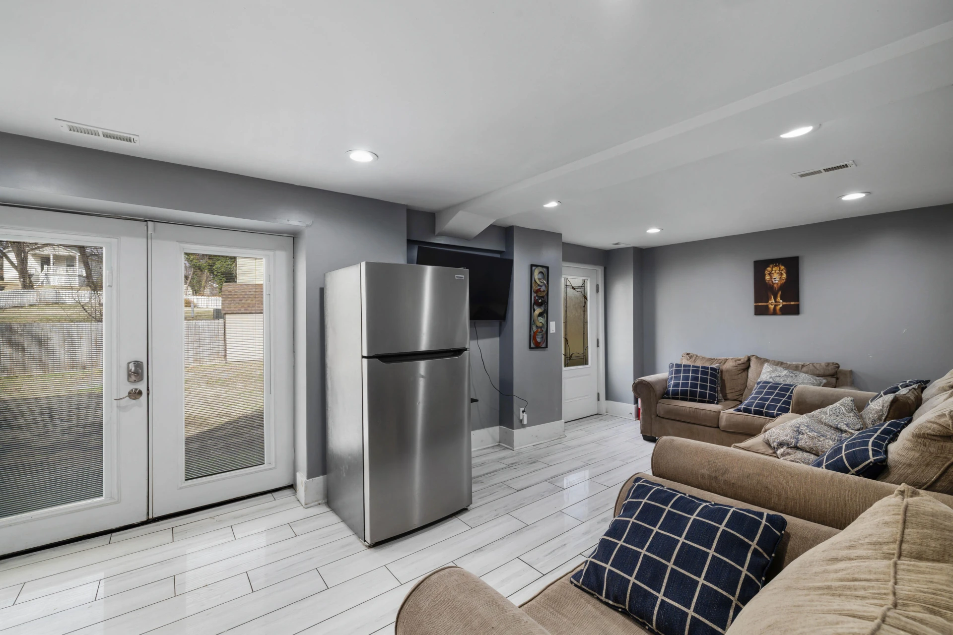 819 Campbell AVE - Photo 32