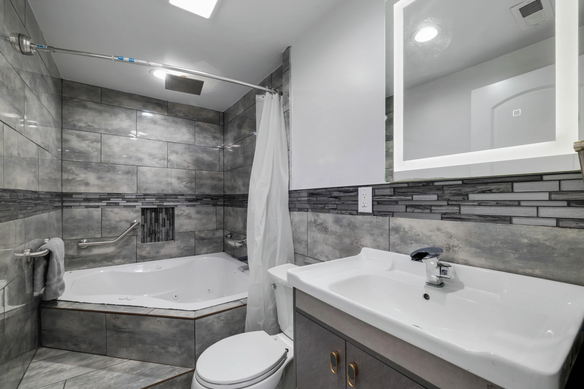 819 Campbell AVE - Photo 33