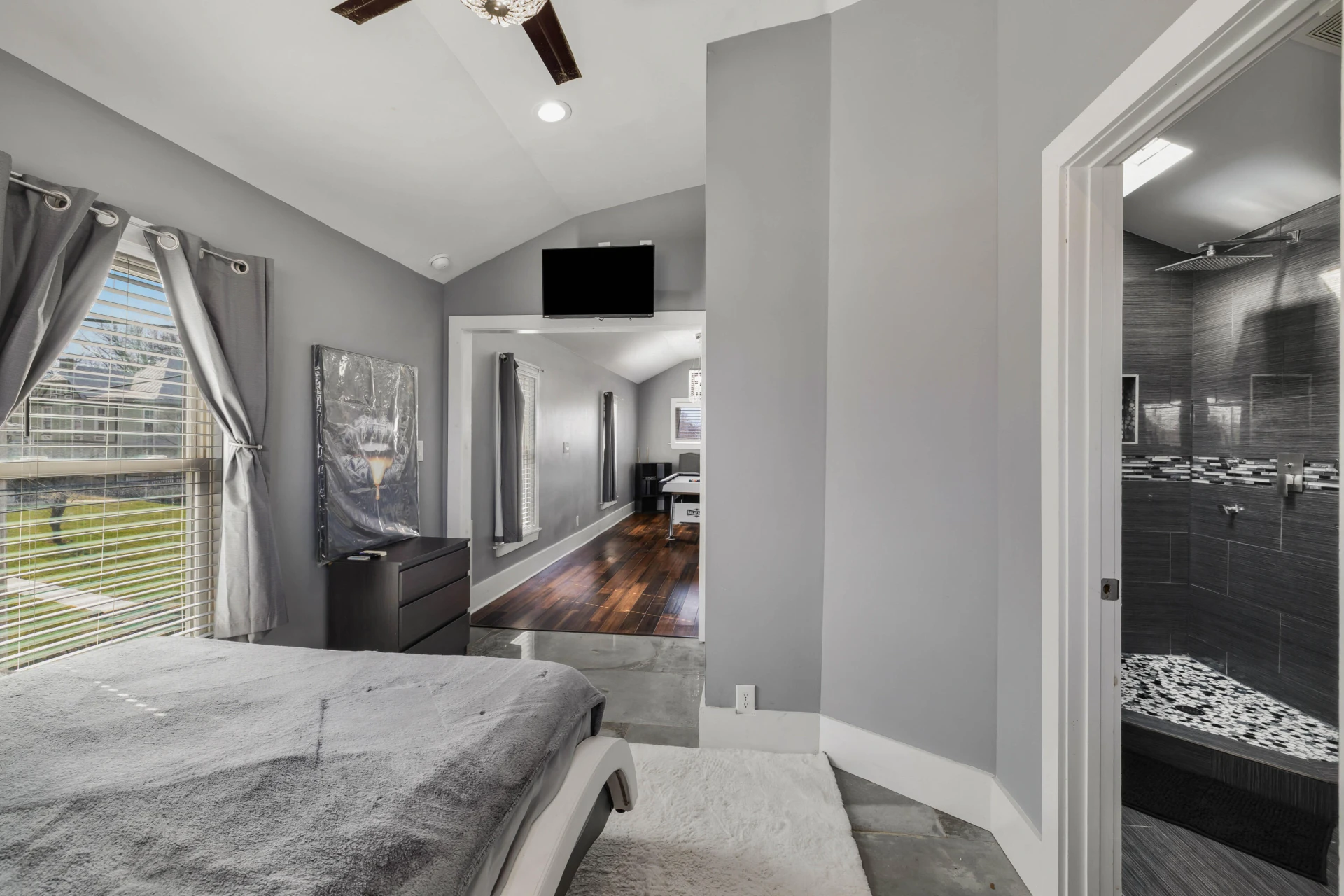 819 Campbell AVE - Photo 9