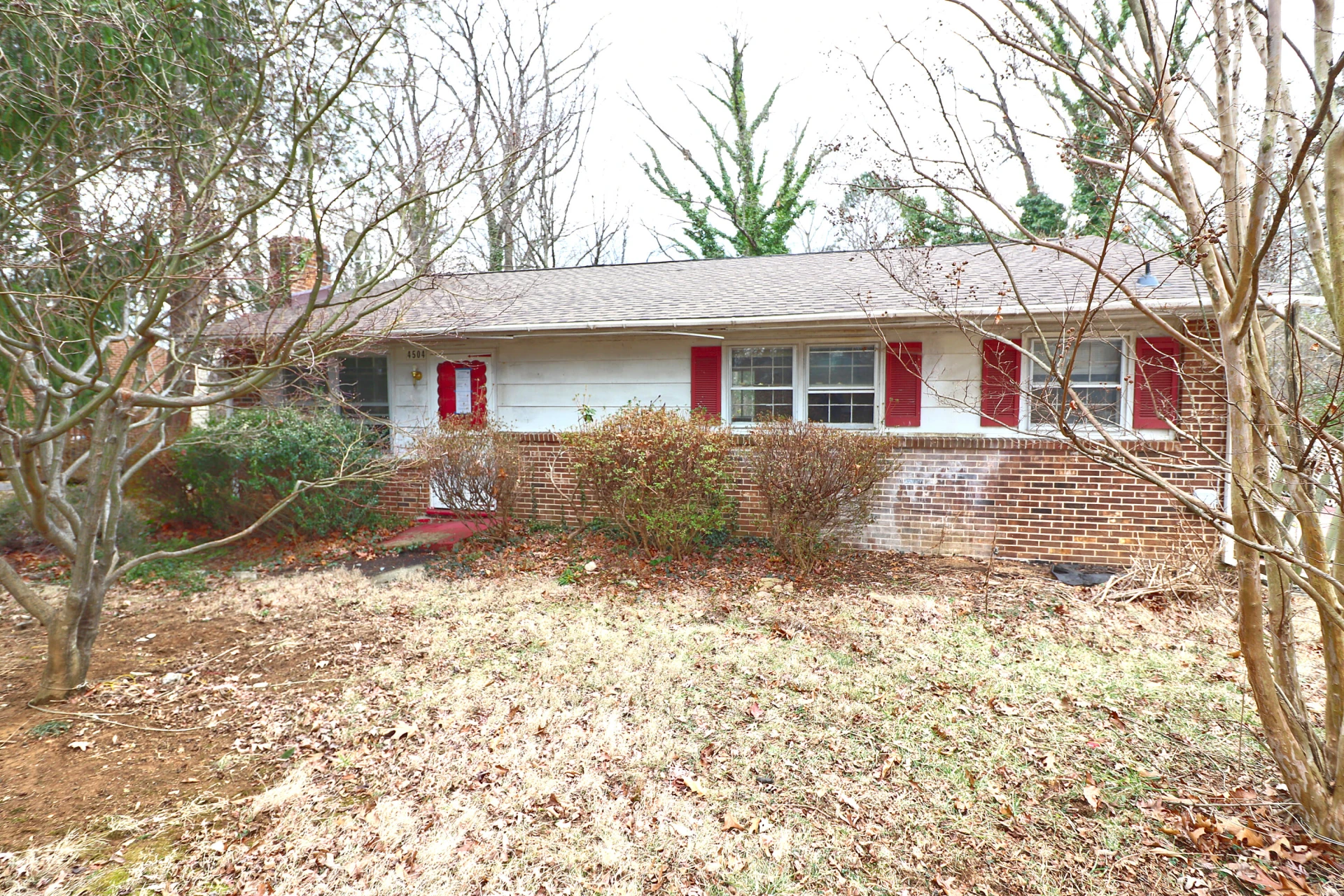 4504 Stonewall RD