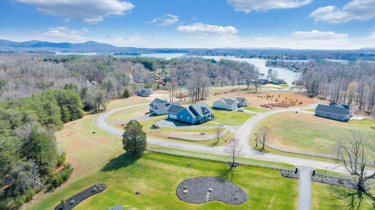 27 Smokehouse RD - Photo 108