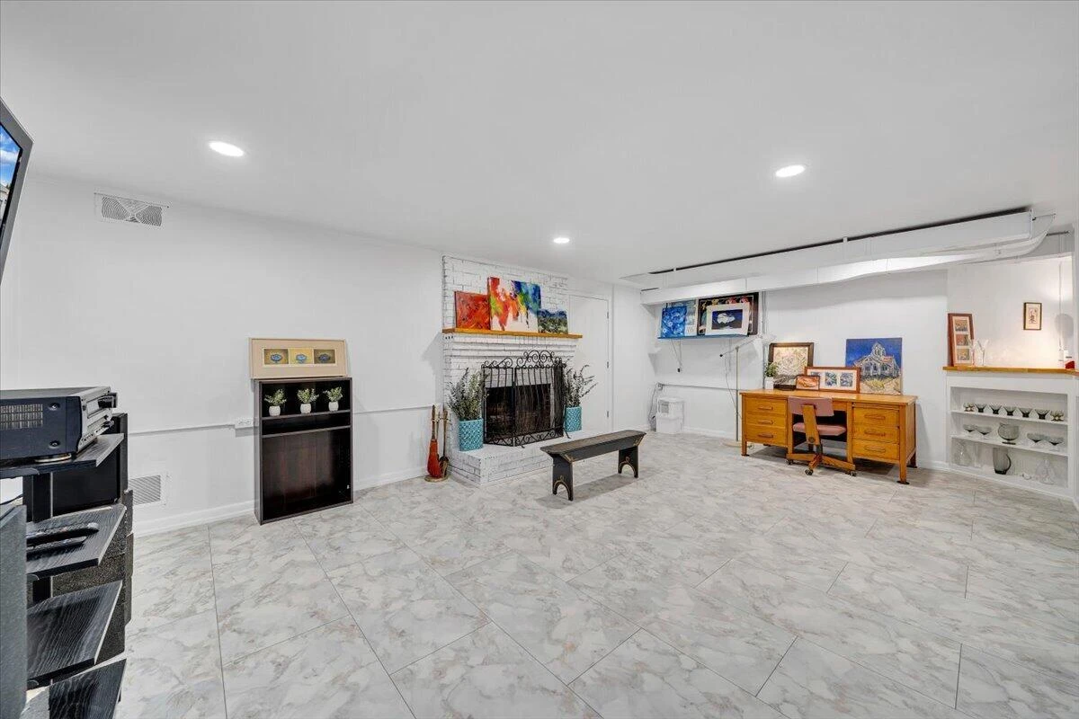 3531 Winding Way RD - Photo 25