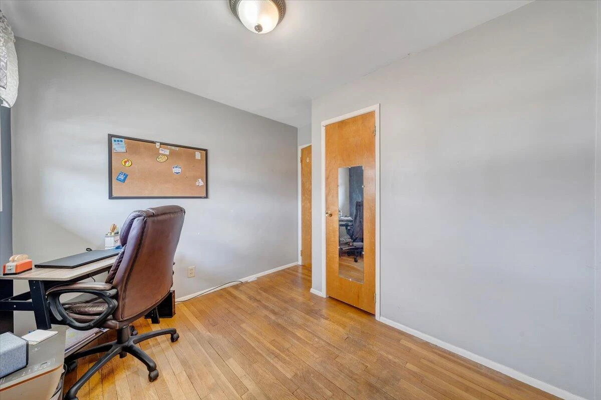 2241 Byrd AVE - Photo 17
