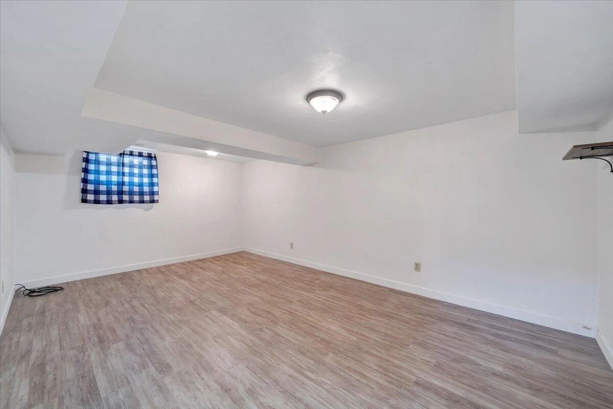 2241 Byrd AVE - Photo 21