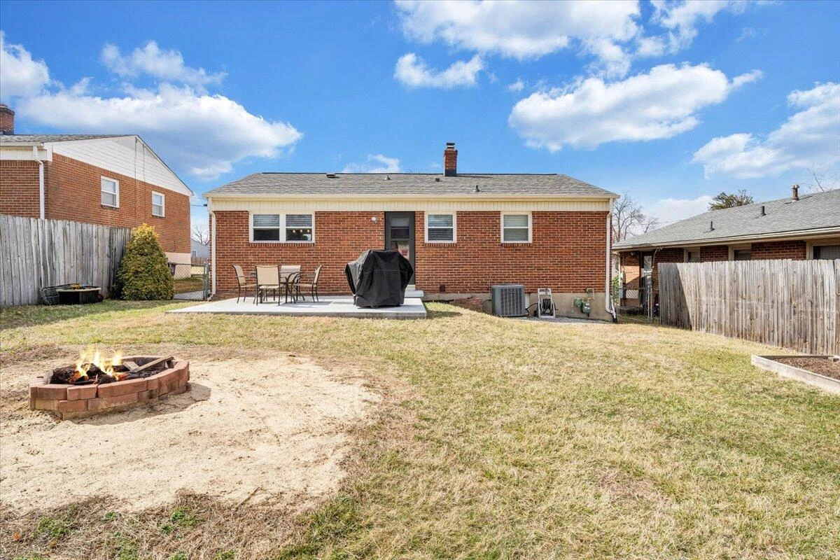2241 Byrd AVE - Photo 34