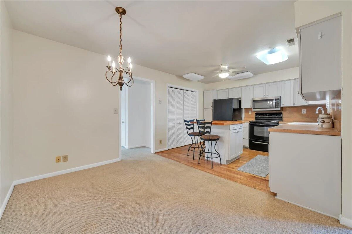438 Windward DR - Photo 14