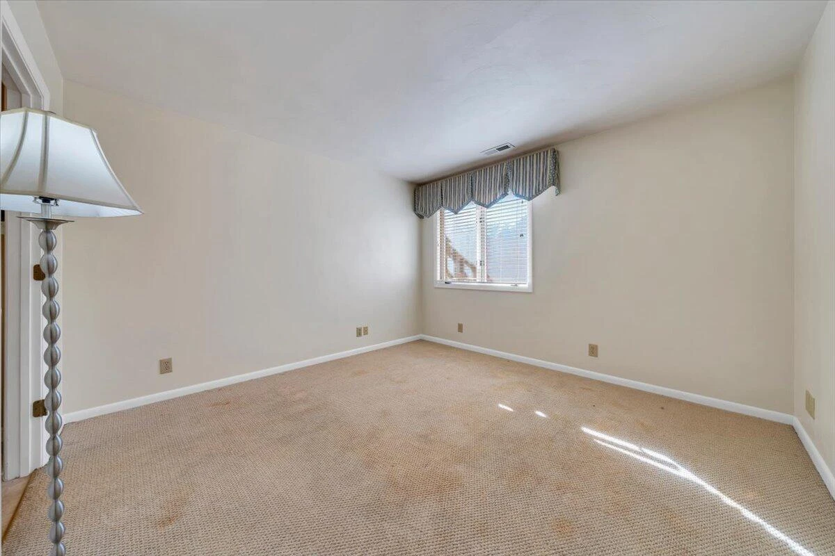 438 Windward DR - Photo 26