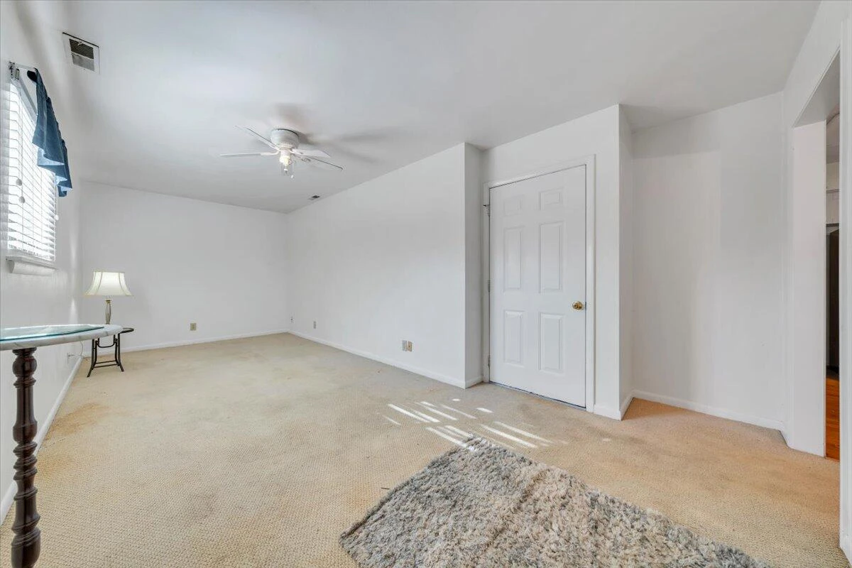 438 Windward DR - Photo 31