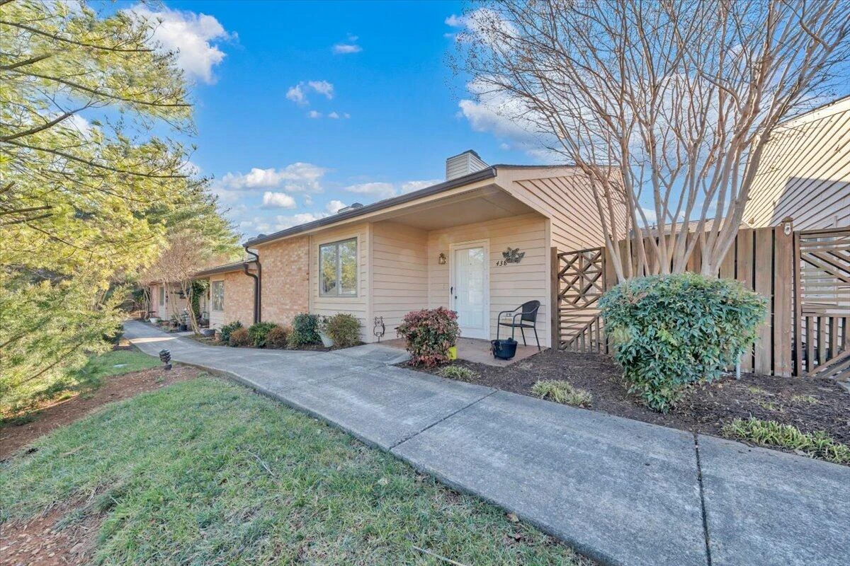 438 Windward DR - Photo 38