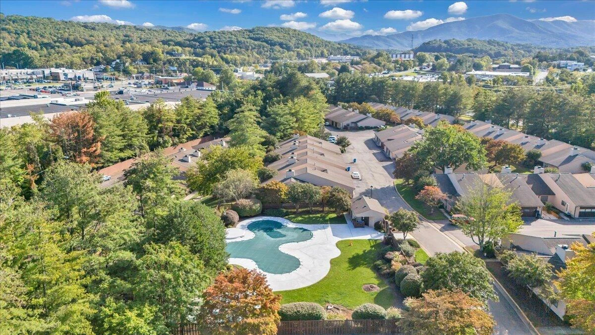 438 Windward DR - Photo 39