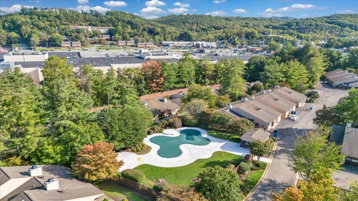 438 Windward DR - Photo 40