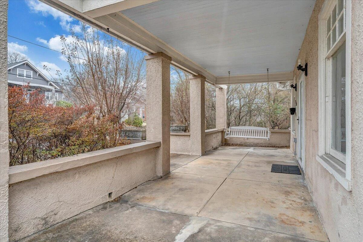 2117 Brandon AVE - Photo 17