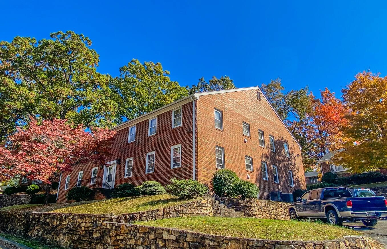 803 King James ST - Photo 12