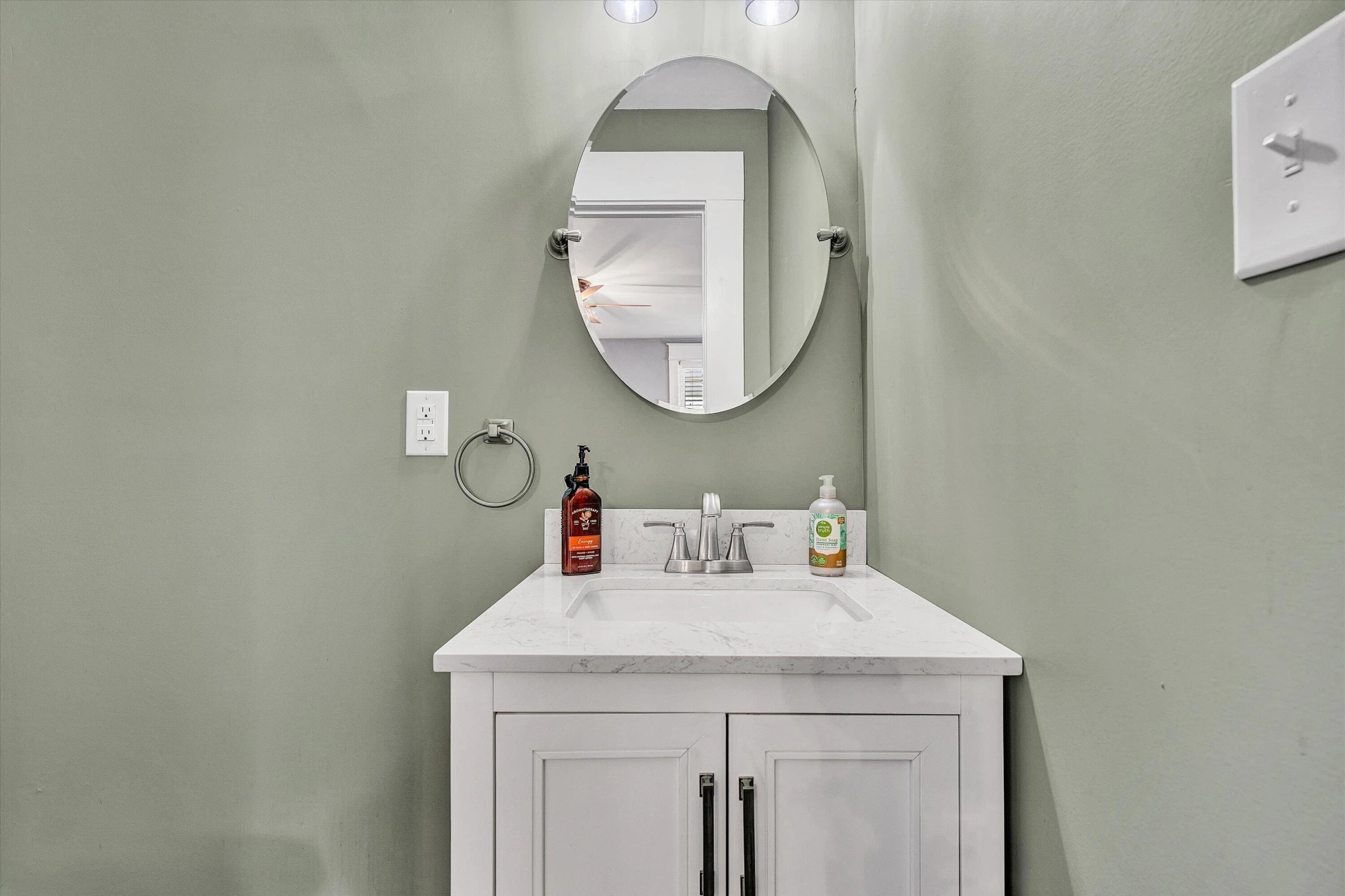 2031 Sherwood AVE - Photo 20