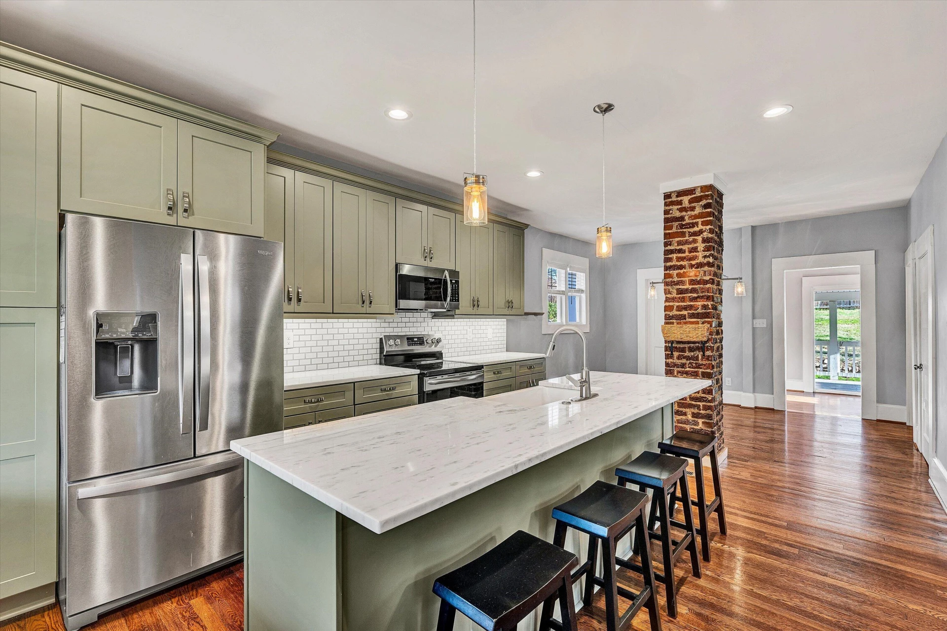 2031 Sherwood AVE - Photo 26