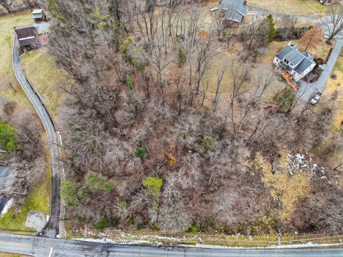 916 Homestead DR - Photo 3