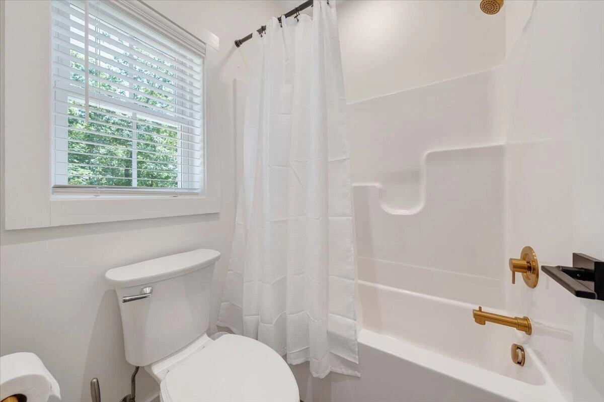 212 Driftwood CT - Photo 24