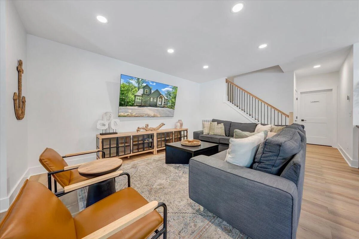 212 Driftwood CT - Photo 28