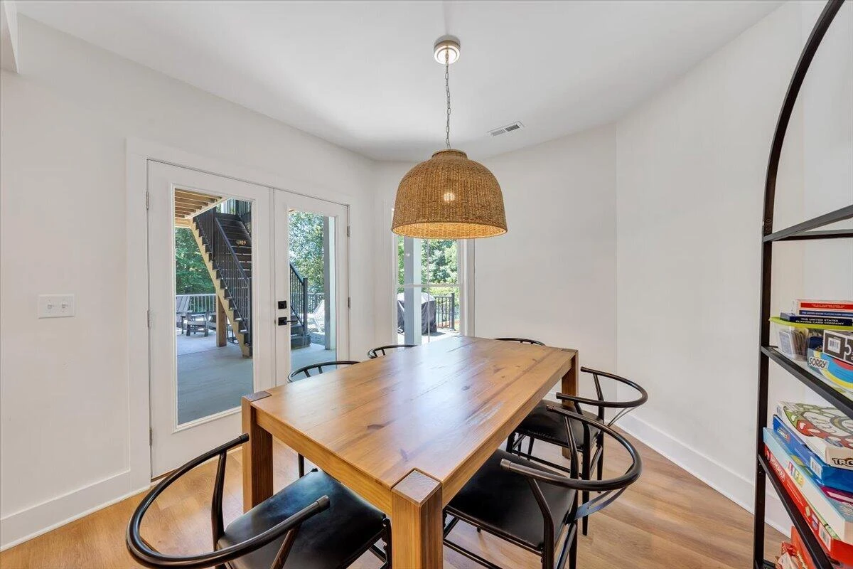 212 Driftwood CT - Photo 35