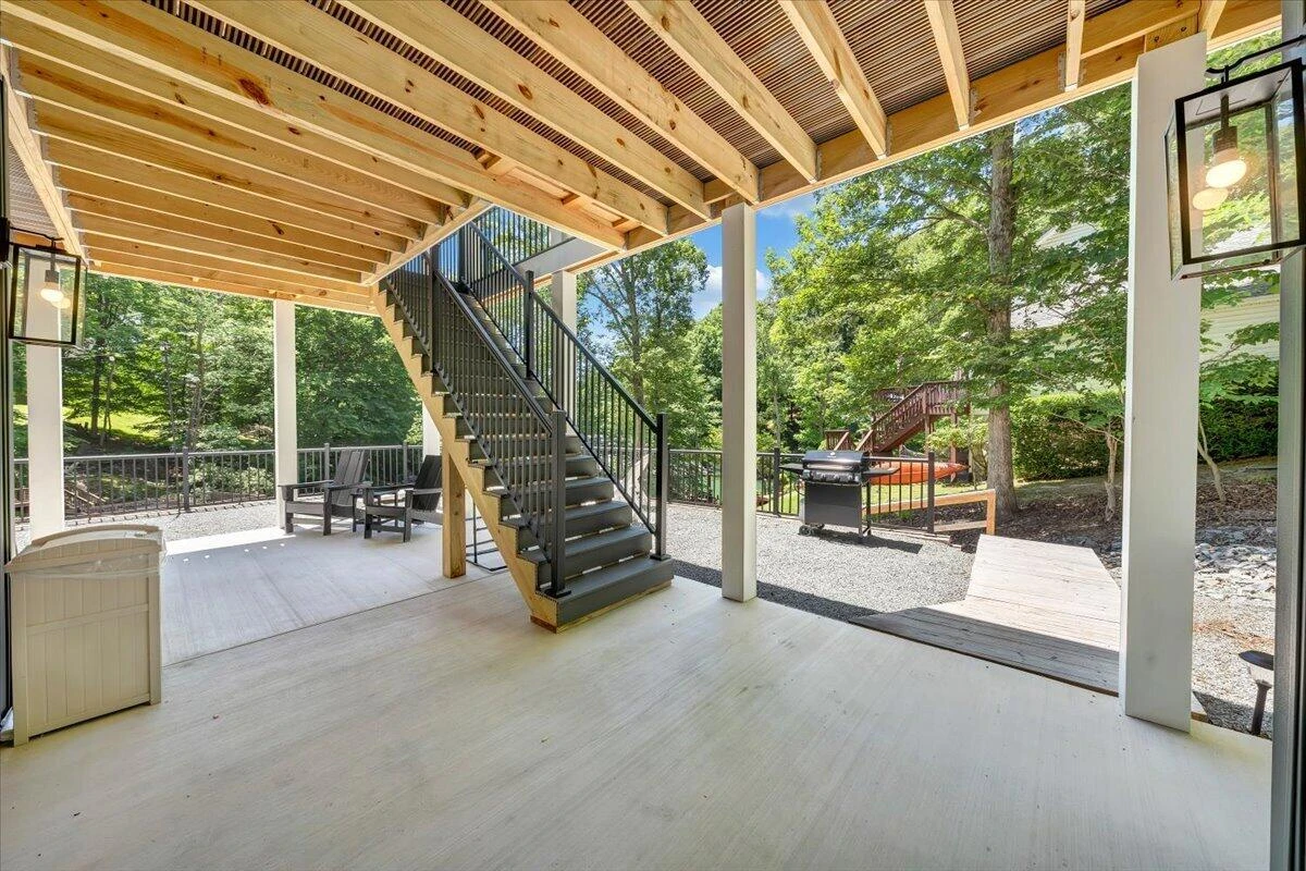 212 Driftwood CT - Photo 44