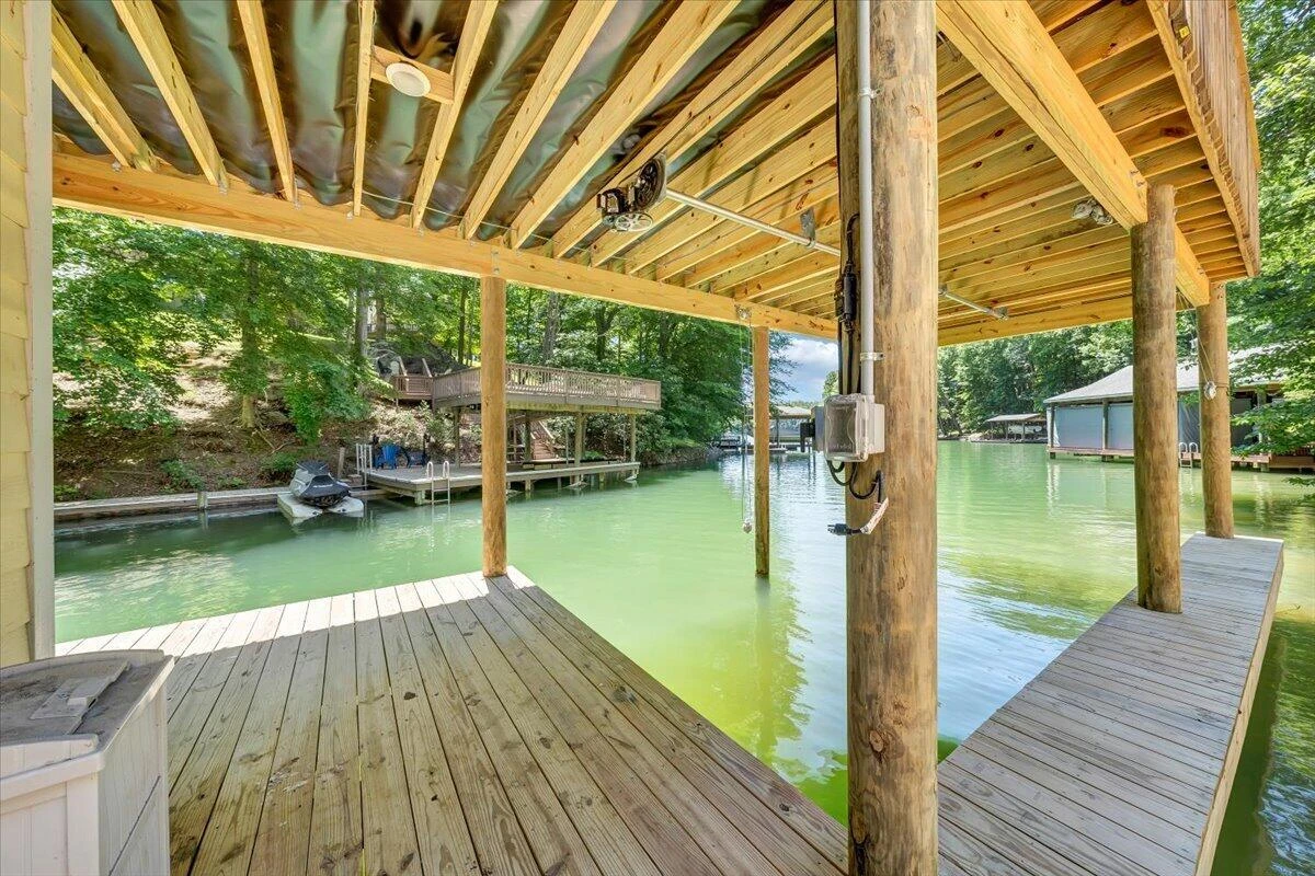 212 Driftwood CT - Photo 56