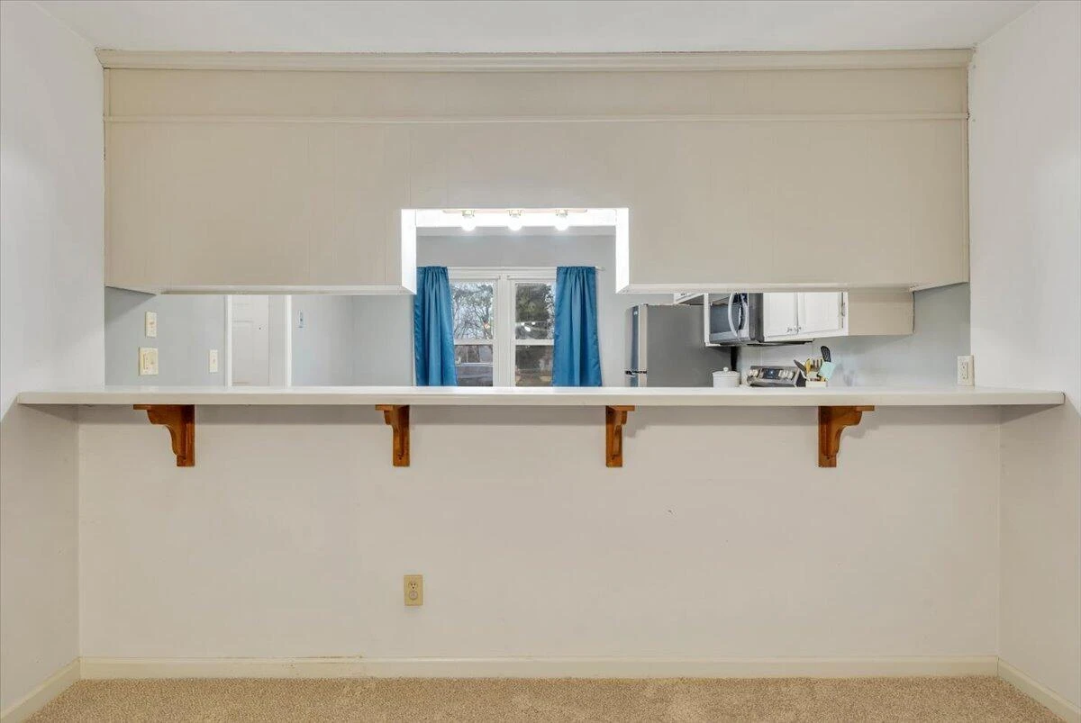 435 Burwell ST - Photo 12
