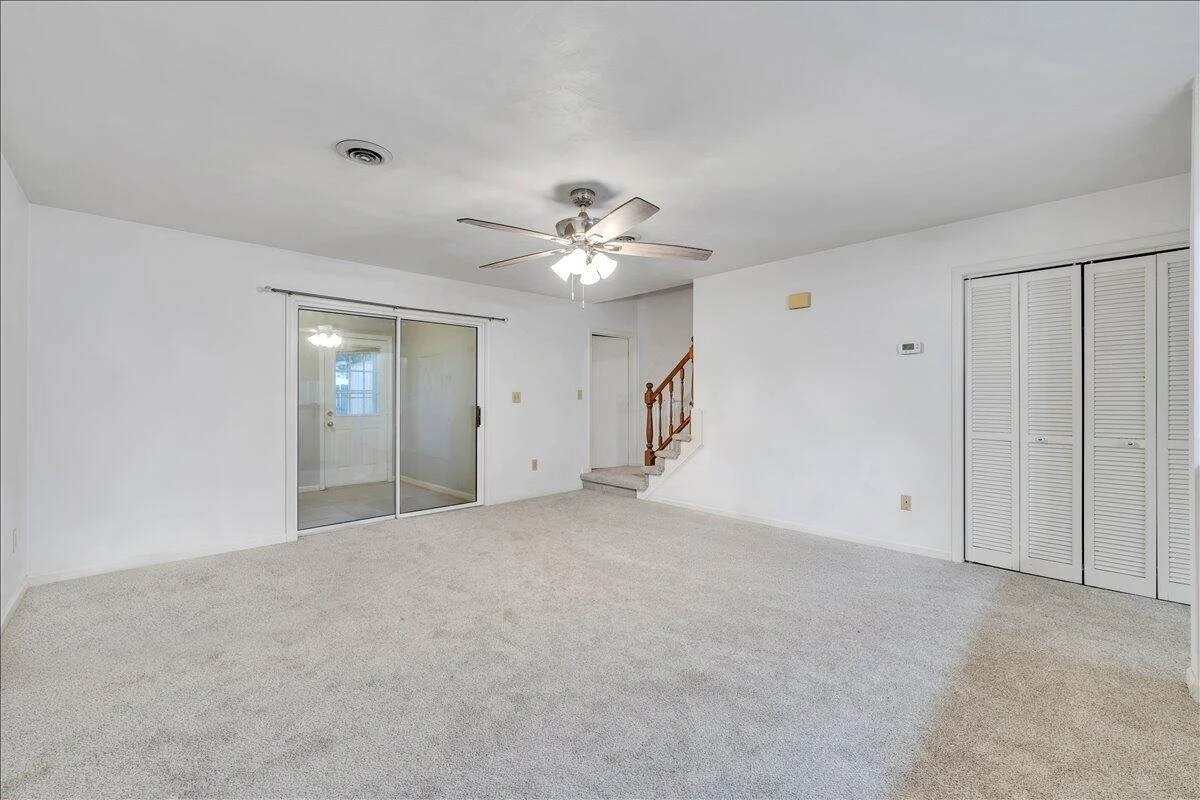 435 Burwell ST - Photo 13