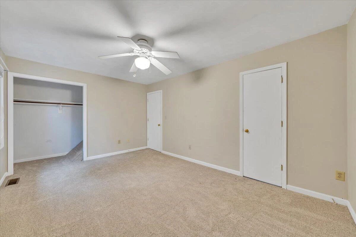 435 Burwell ST - Photo 19