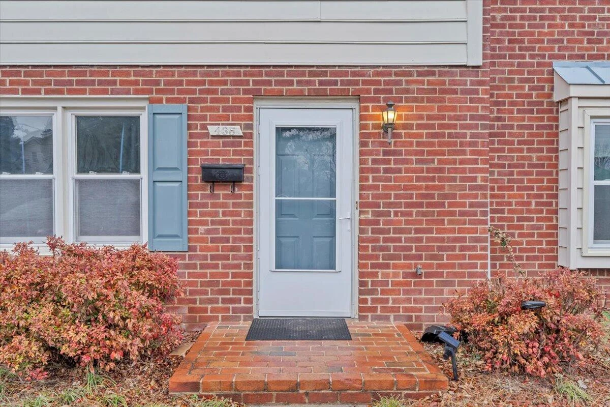 435 Burwell ST - Photo 2