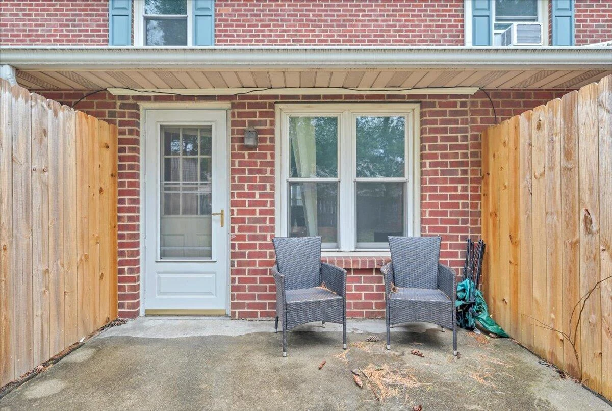 435 Burwell ST - Photo 28