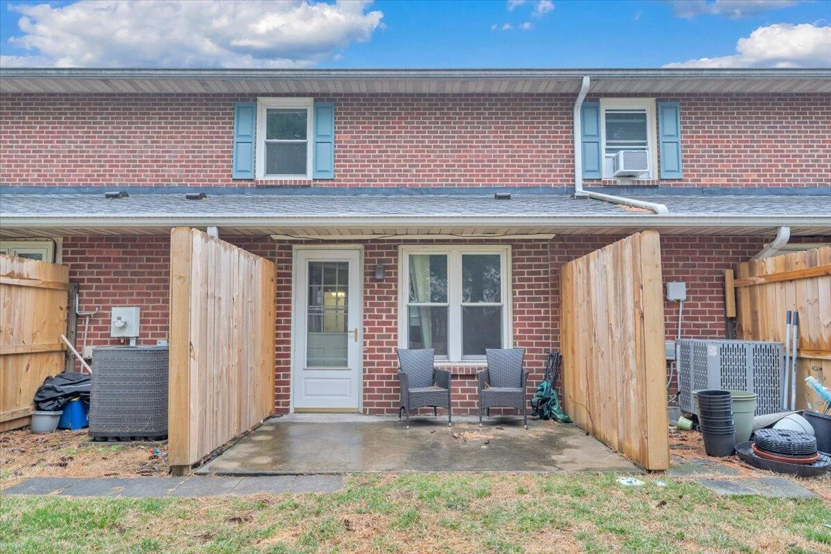 435 Burwell ST - Photo 30