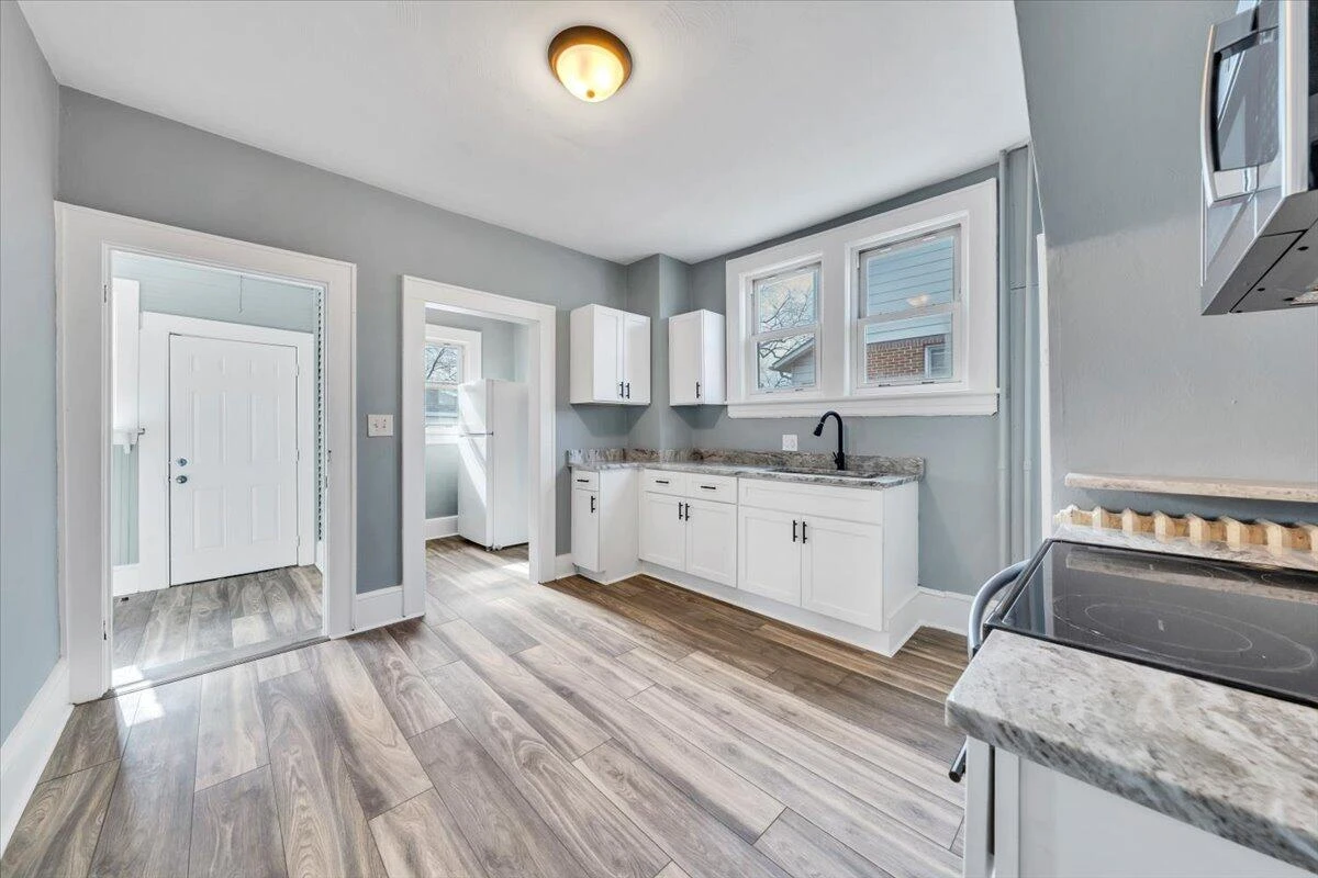 2608 Florida AVE - Photo 13