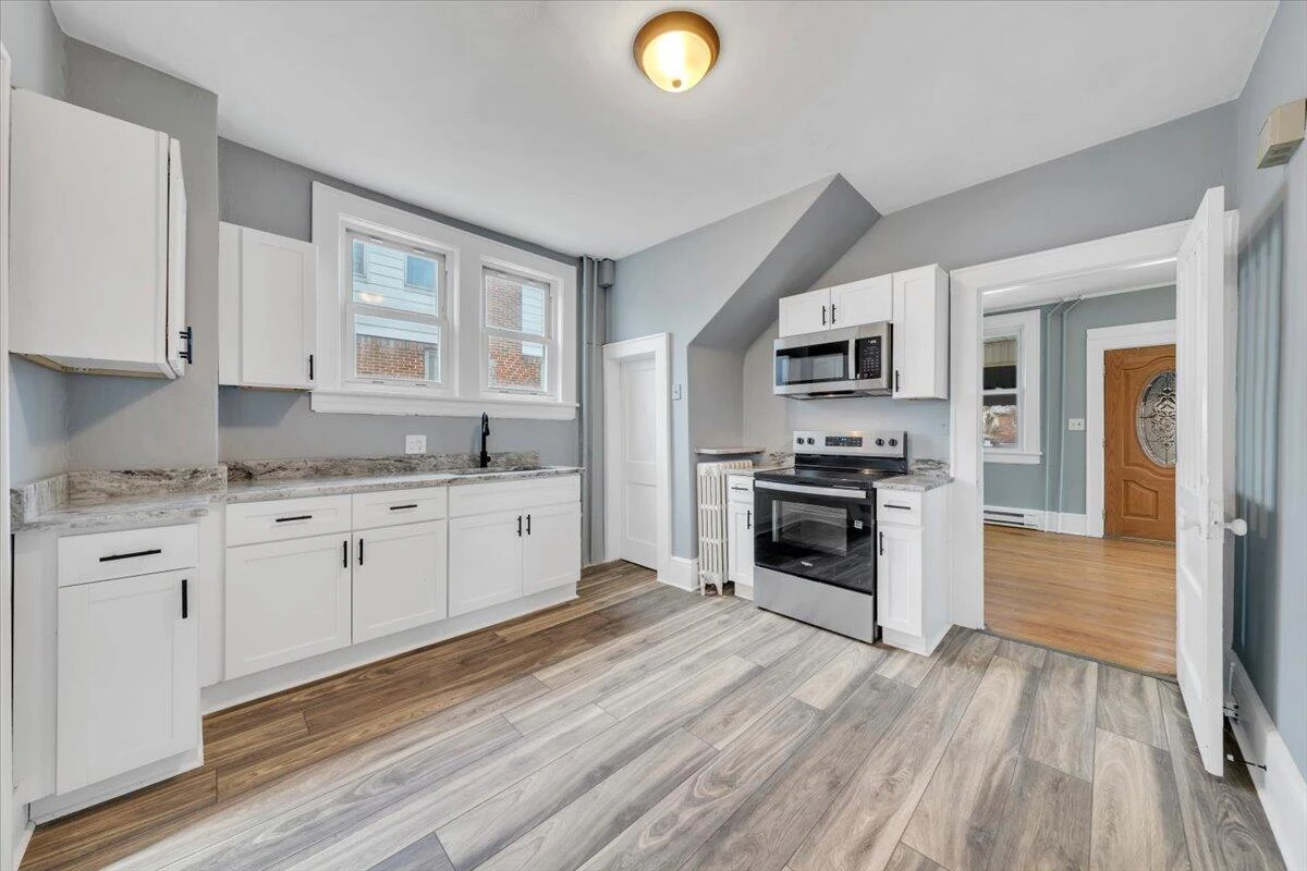 2608 Florida AVE - Photo 16