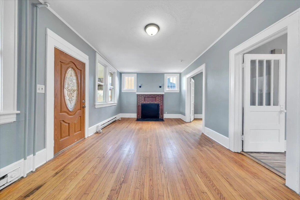 2608 Florida AVE - Photo 4