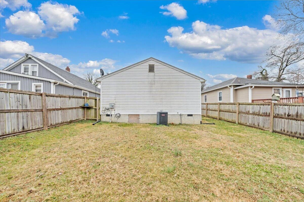 920 Mohawk AVE - Photo 20