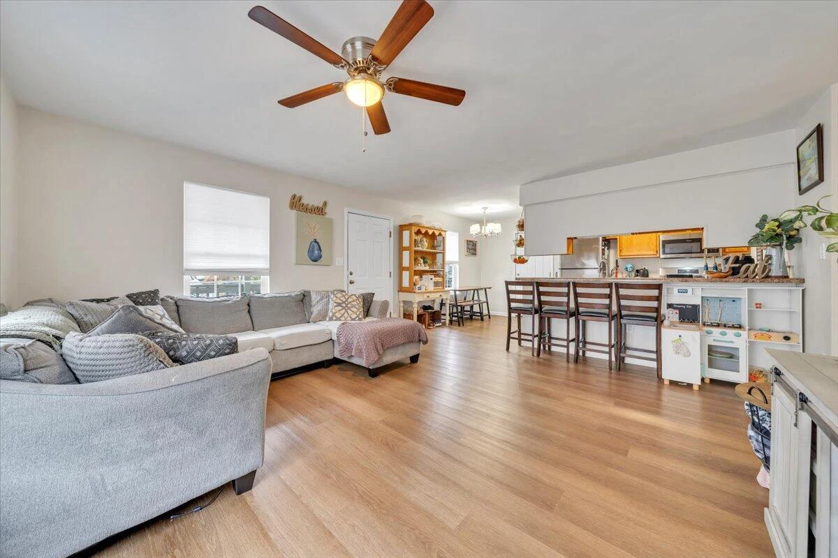 920 Mohawk AVE - Photo 5