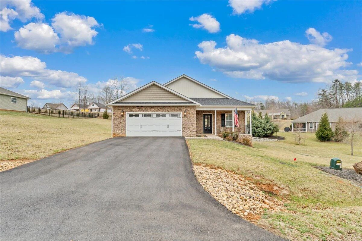 341 Bermuda DR - Photo 17