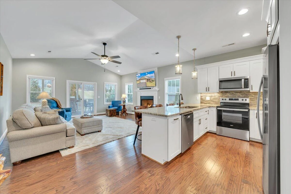 341 Bermuda DR - Photo 26