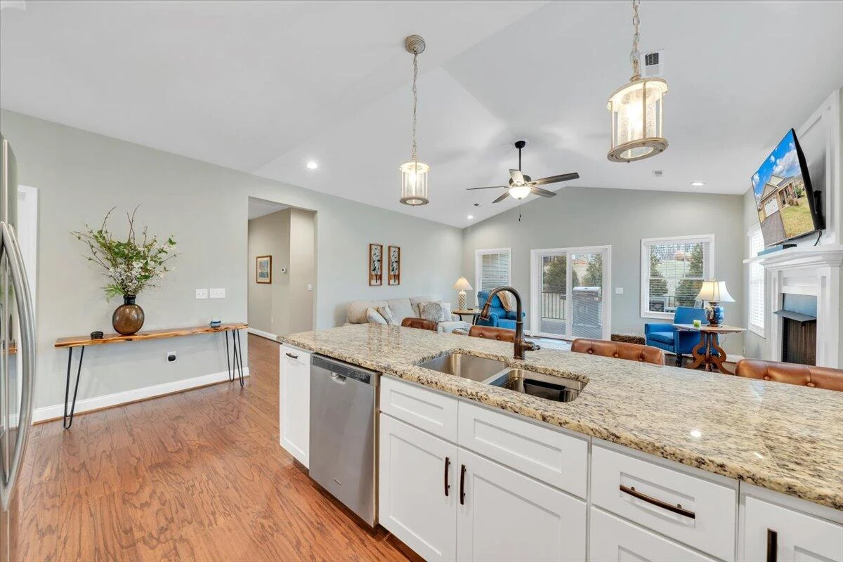 341 Bermuda DR - Photo 29