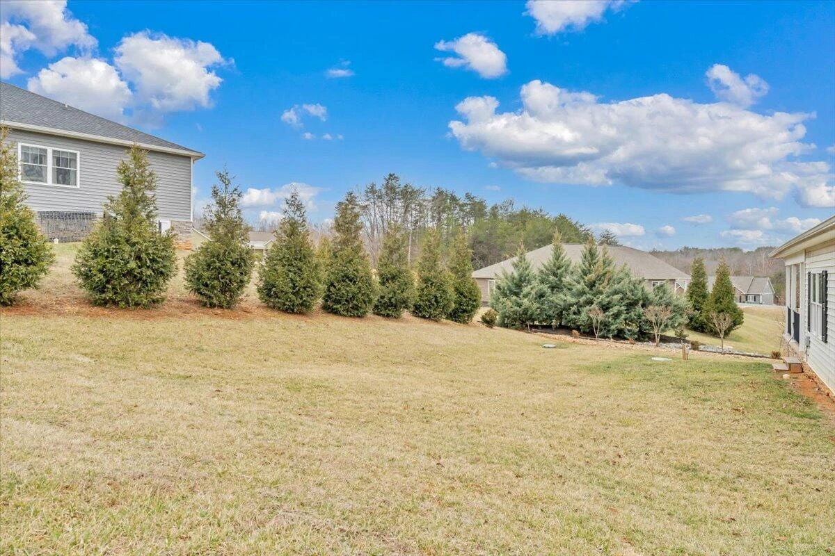 341 Bermuda DR - Photo 47