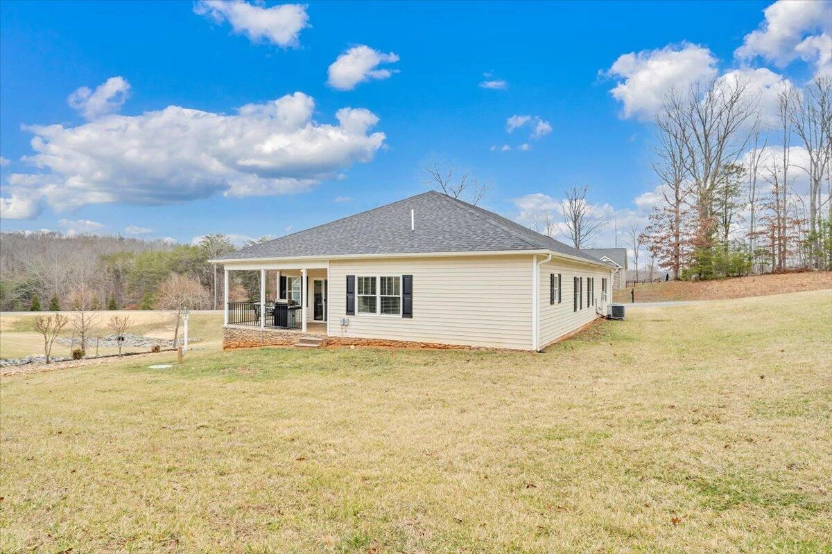 341 Bermuda DR - Photo 48