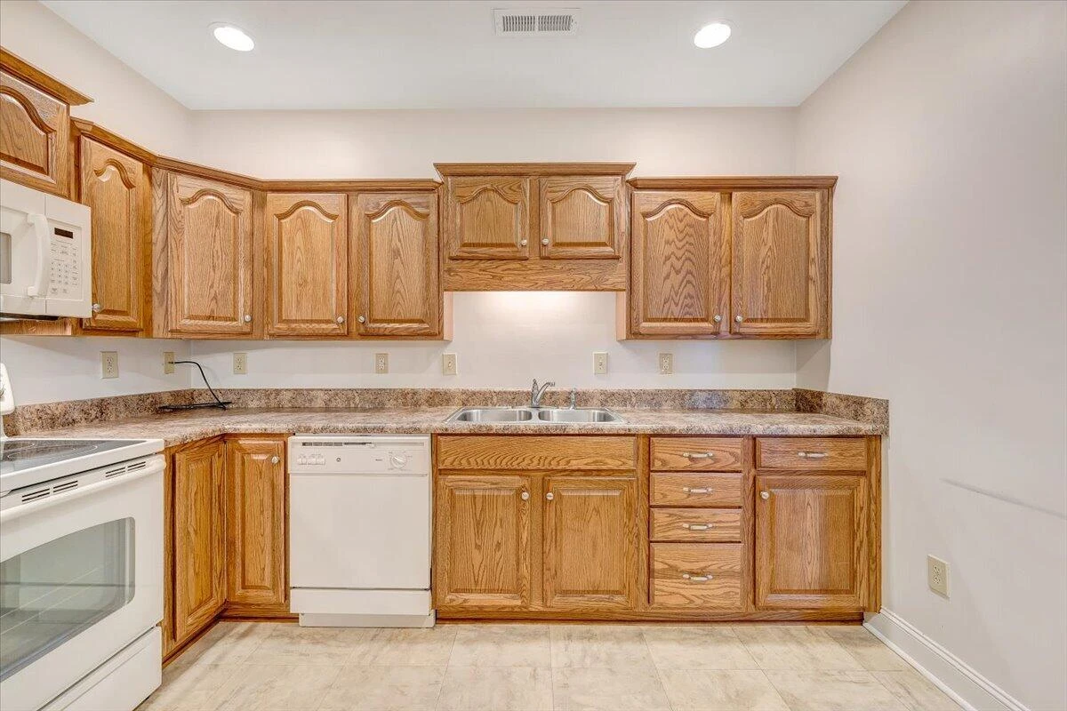4444 Pheasant Ridge RD #405 - Photo 29