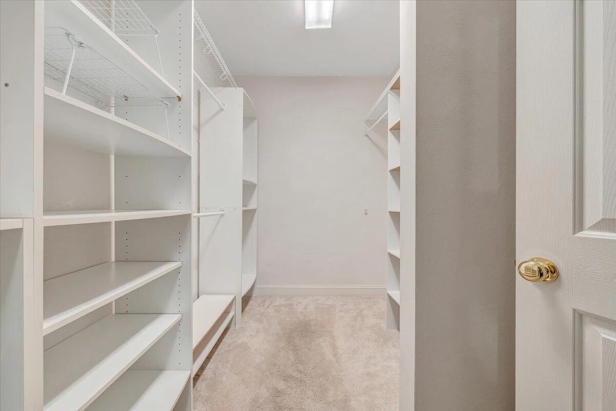 4444 Pheasant Ridge RD #405 - Photo 41