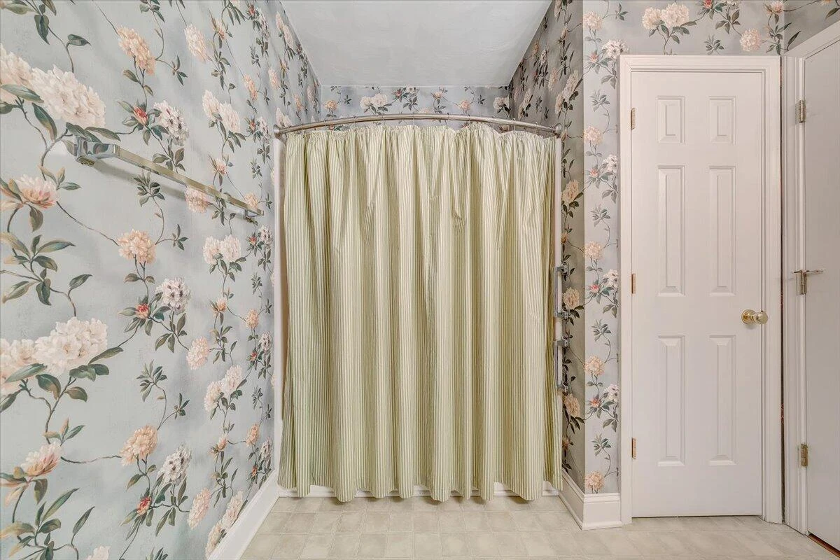 4444 Pheasant Ridge RD #405 - Photo 49