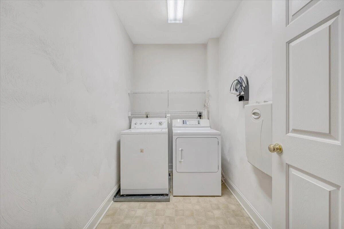 4444 Pheasant Ridge RD #405 - Photo 50