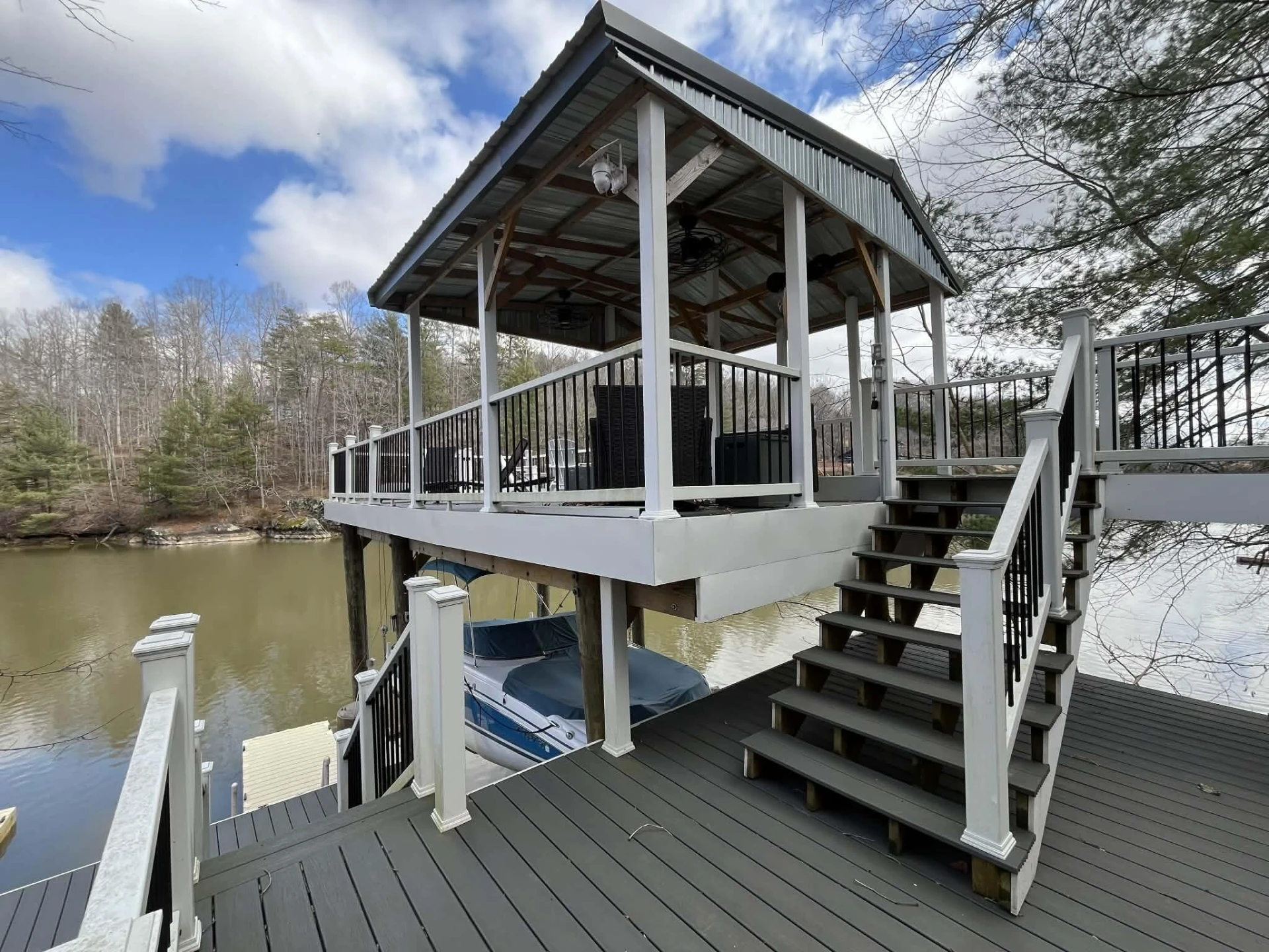 512 Ridgelake RD - Photo 3